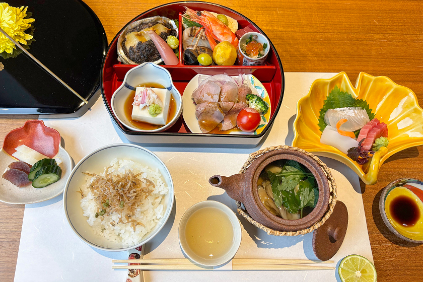 懐石弁当01